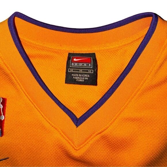 Vintage Nike Los Angeles Lakers Basketball Jersey - Unisex - Size Medium - Picture 4 of 6